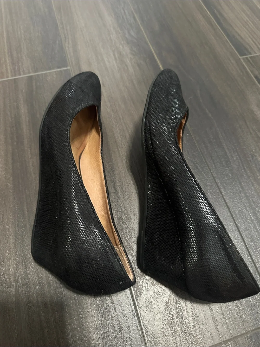 Seychelles Black Metallic Textured Wedges - Size 7.5